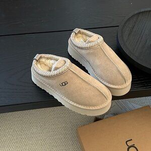 UGG Tazz Mustard Seed Platform Women's